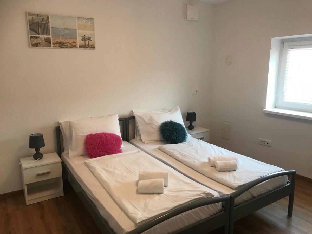 Apartment Plaza - Beach Koper Eksteriør billede